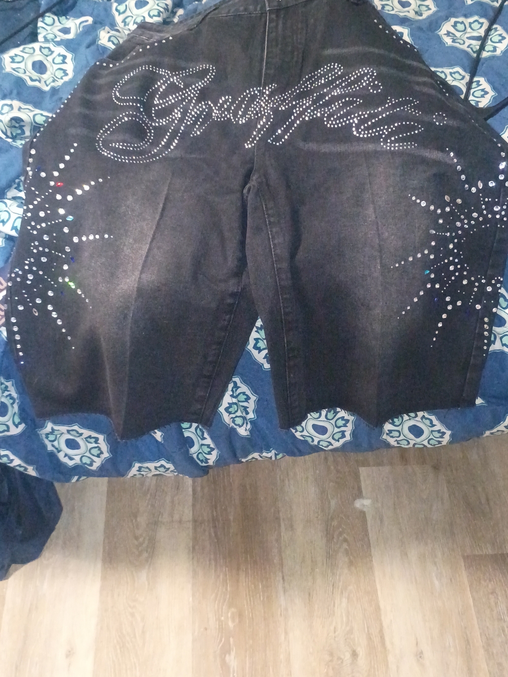 Graffiti Rhinestone Wide Leg Jeans - Black